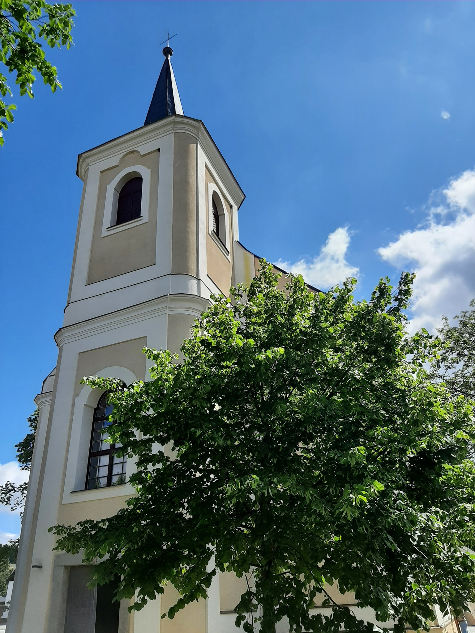 Dočkali jsme se, kostel Sv. Anny na Božím Daru se znovu otevírá